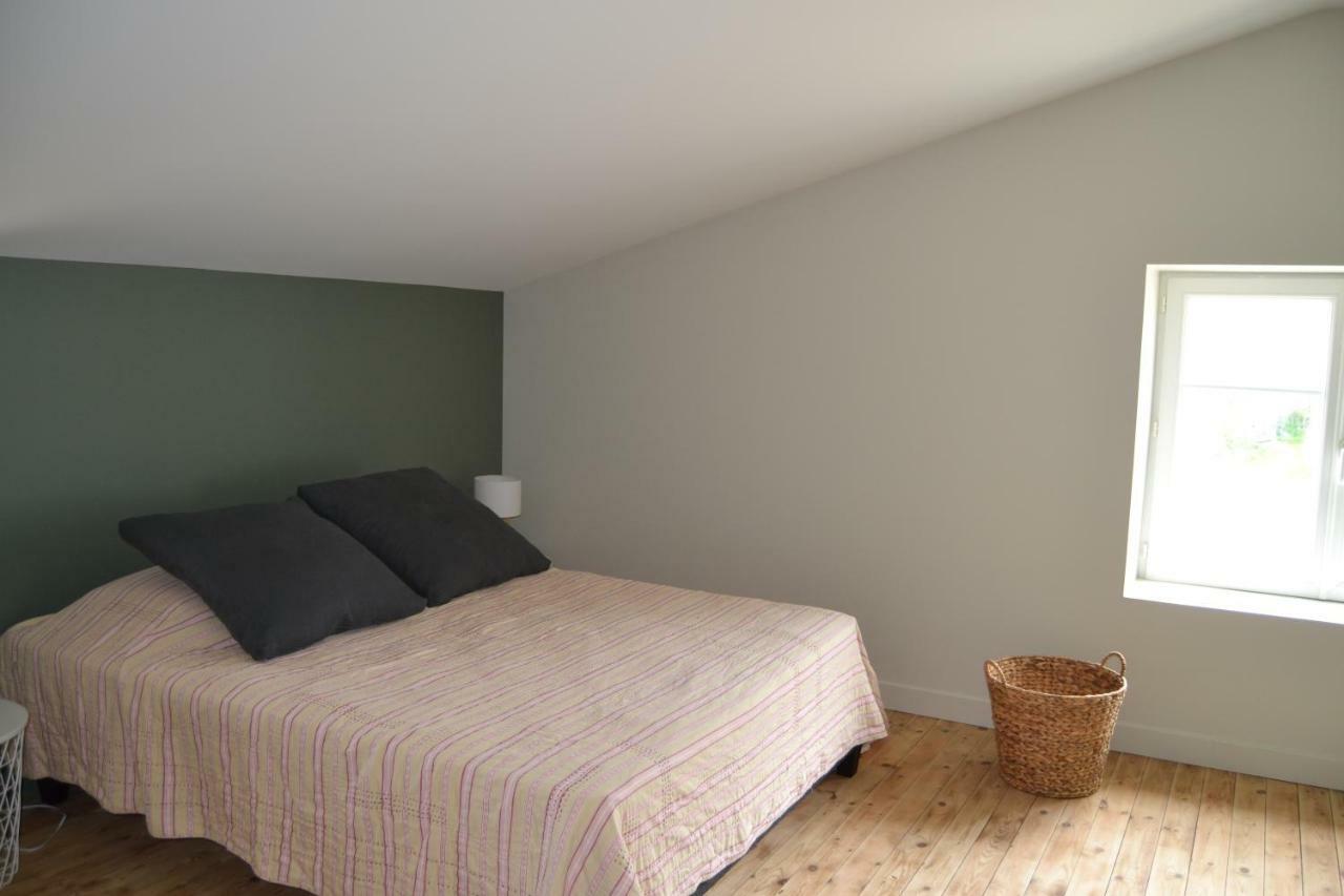 Gîte de la Foye - Le magnolia Combrand Extérieur photo